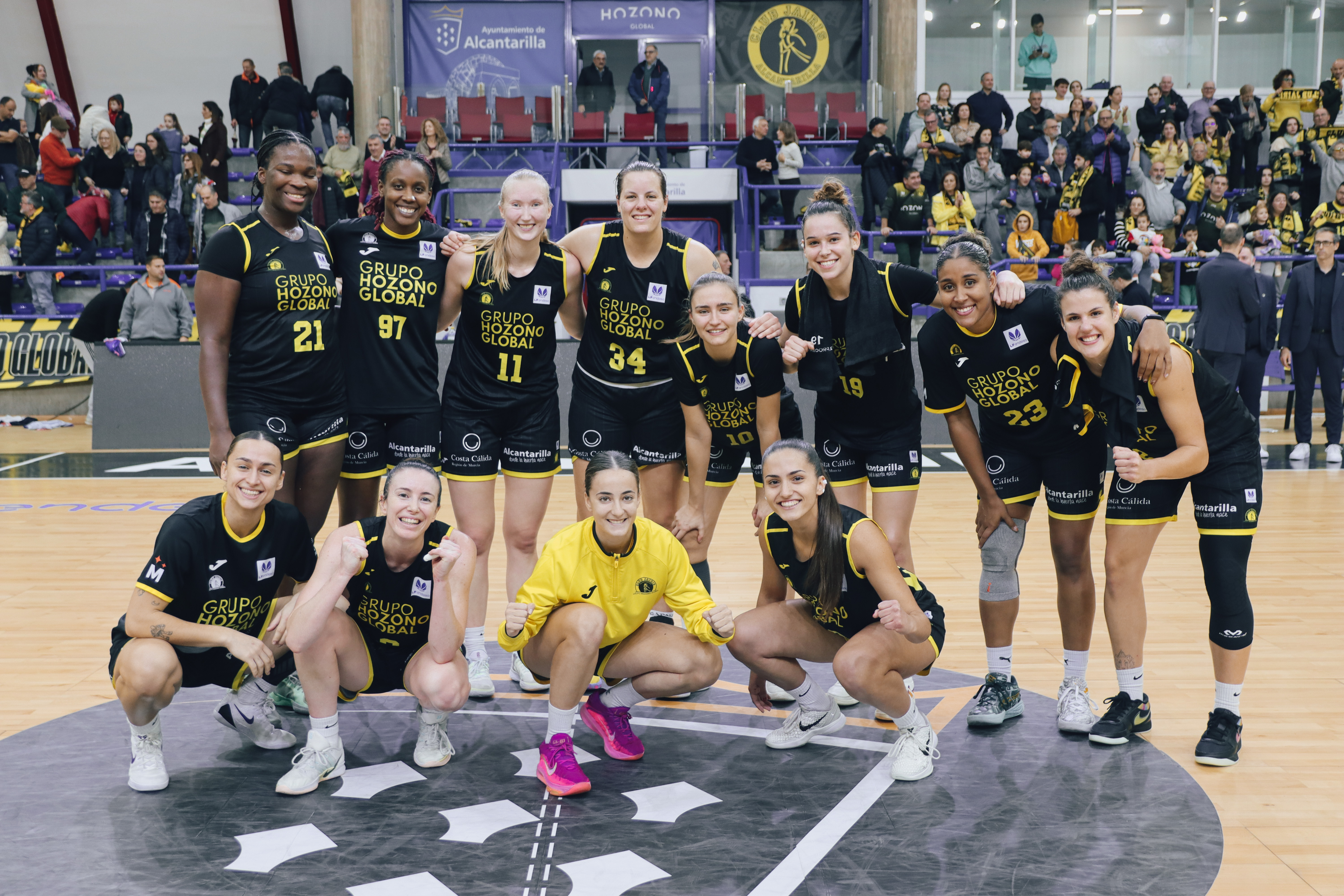 El Hozono Global Jairis se gusta ante Ferrol y sella la sexta victoria