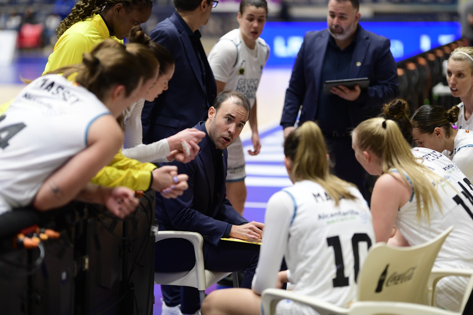 El Hozono Global Jairis no falla en Ferrol y sella la undécima victoria